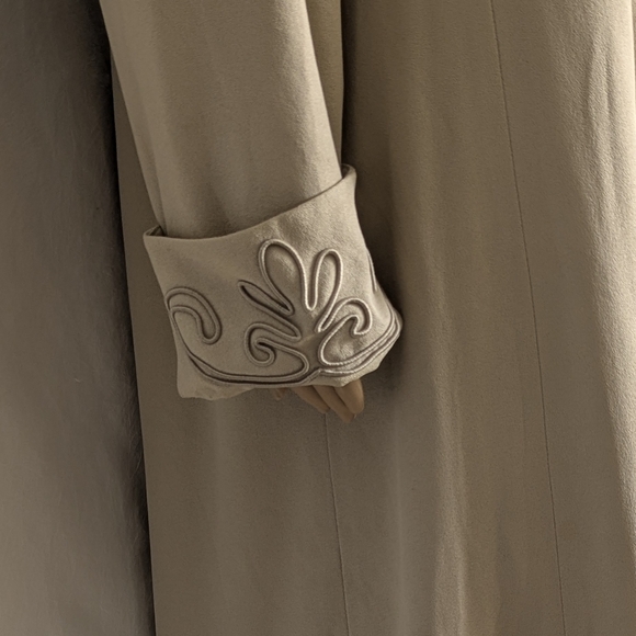 Vintage Past Times Silk Duster Coat Sz XL Creamy Tan Cuffed Sleeves Lined Scroll - Picture 3 of 16